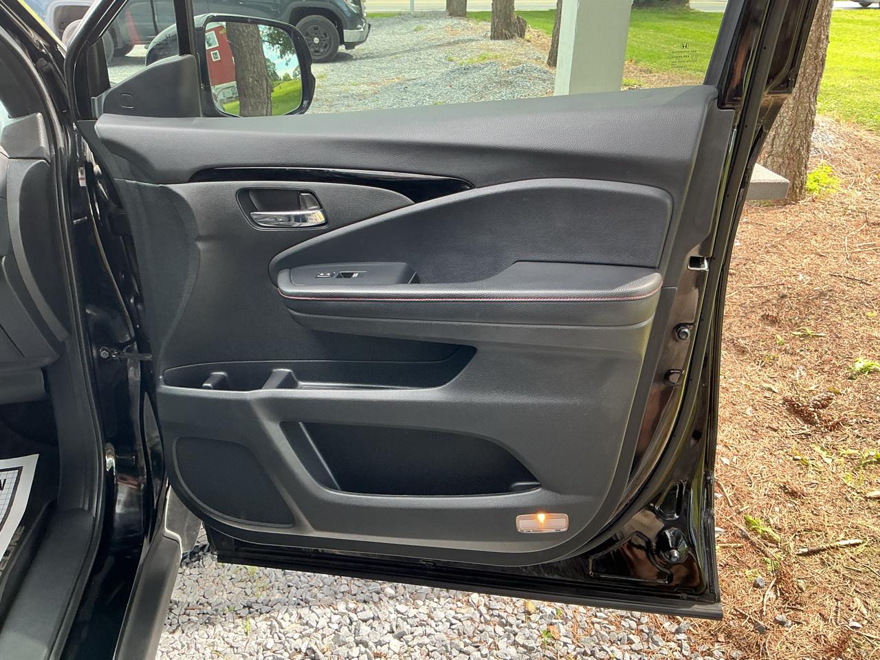 Honda Ridgeline Black Edition AWD 2021