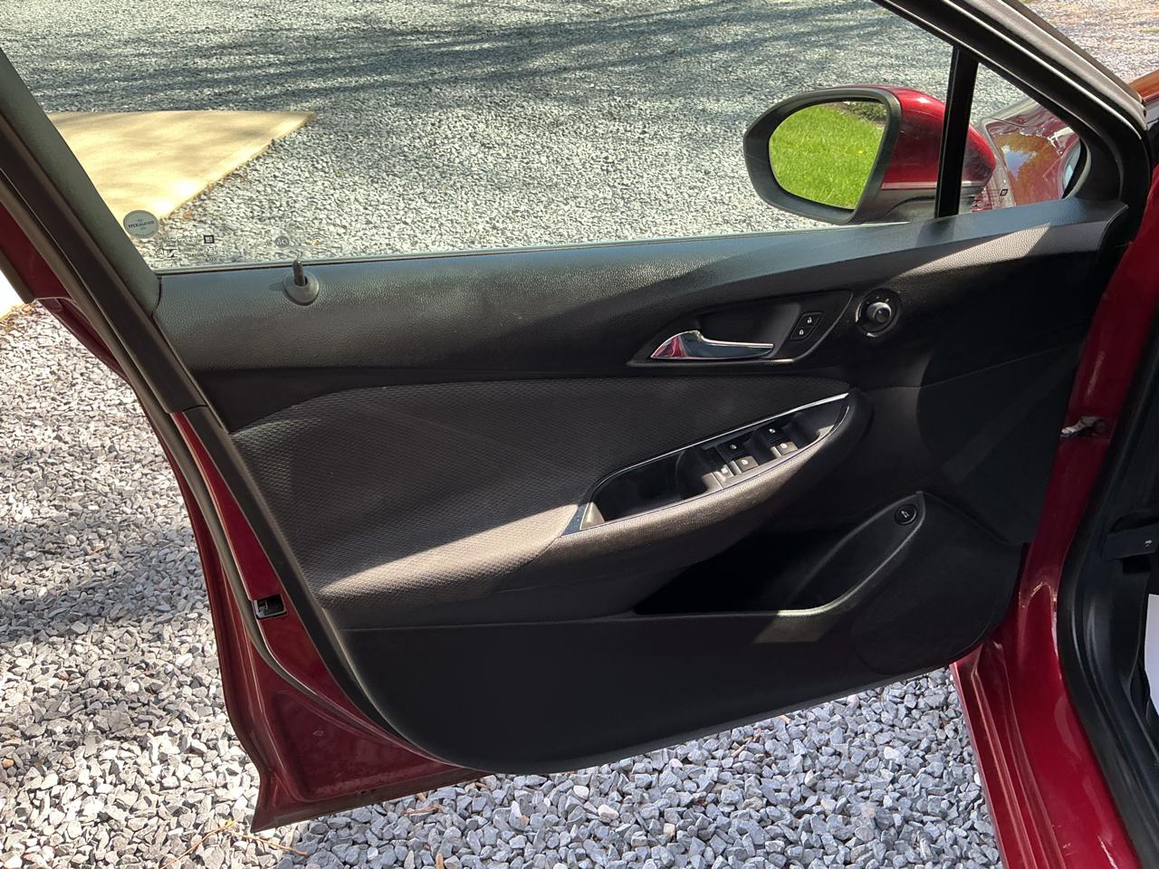 Chevrolet Cruze 4dr Sdn 1.4L LT w/1SD 2017