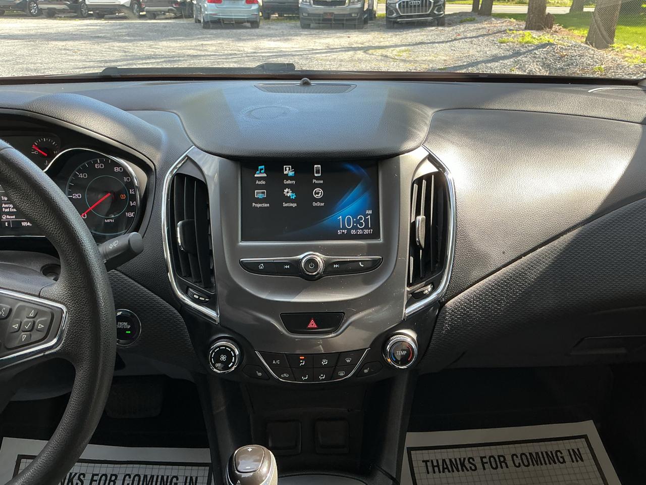 Chevrolet Cruze 4dr Sdn 1.4L LT w/1SD 2017
