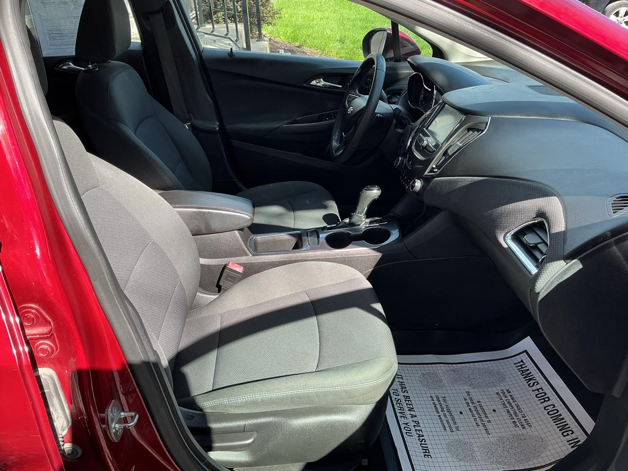 Chevrolet Cruze 4dr Sdn 1.4L LT w/1SD 2017
