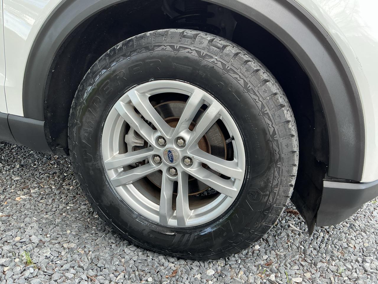Ford Explorer XLT 4WD 2020