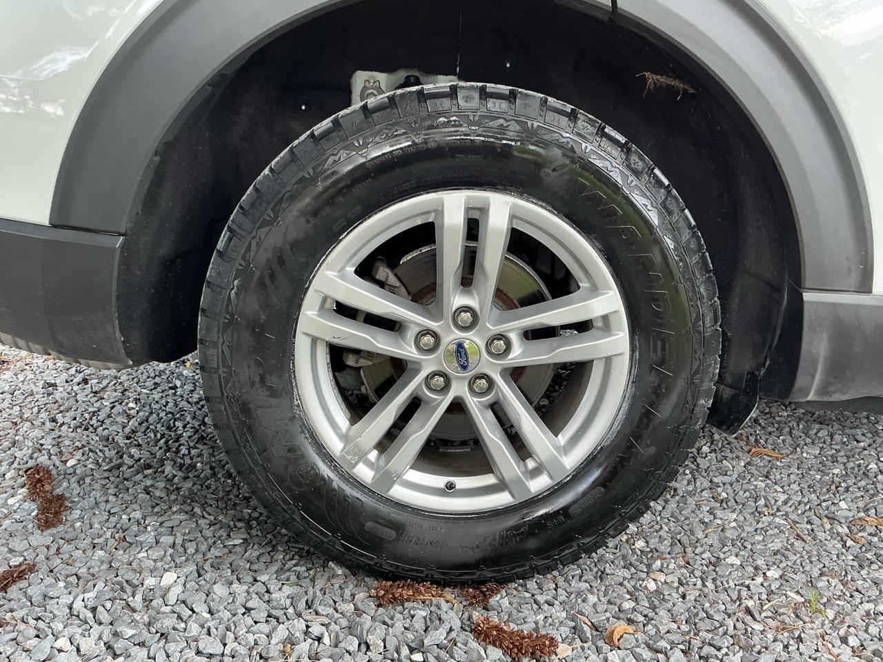 Ford Explorer XLT 4WD 2020