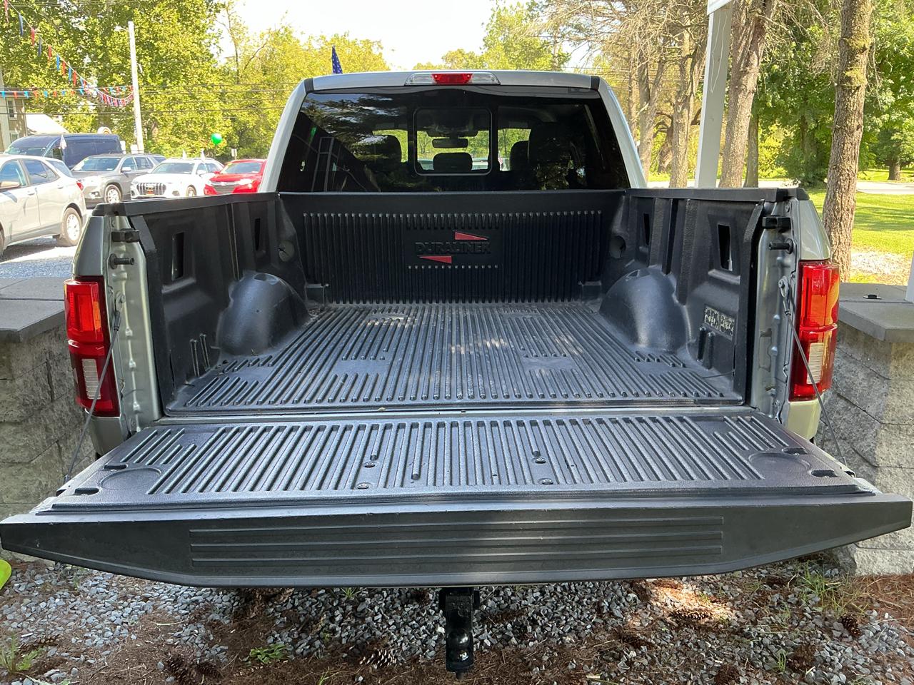 Ford F-150 SuperCrew 139" Lariat 2020