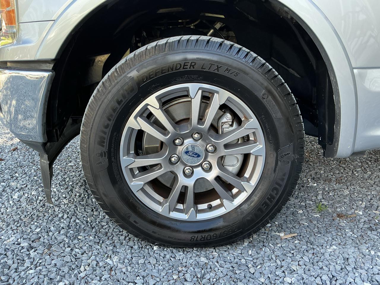 Ford F-150 SuperCrew 139" Lariat 2020