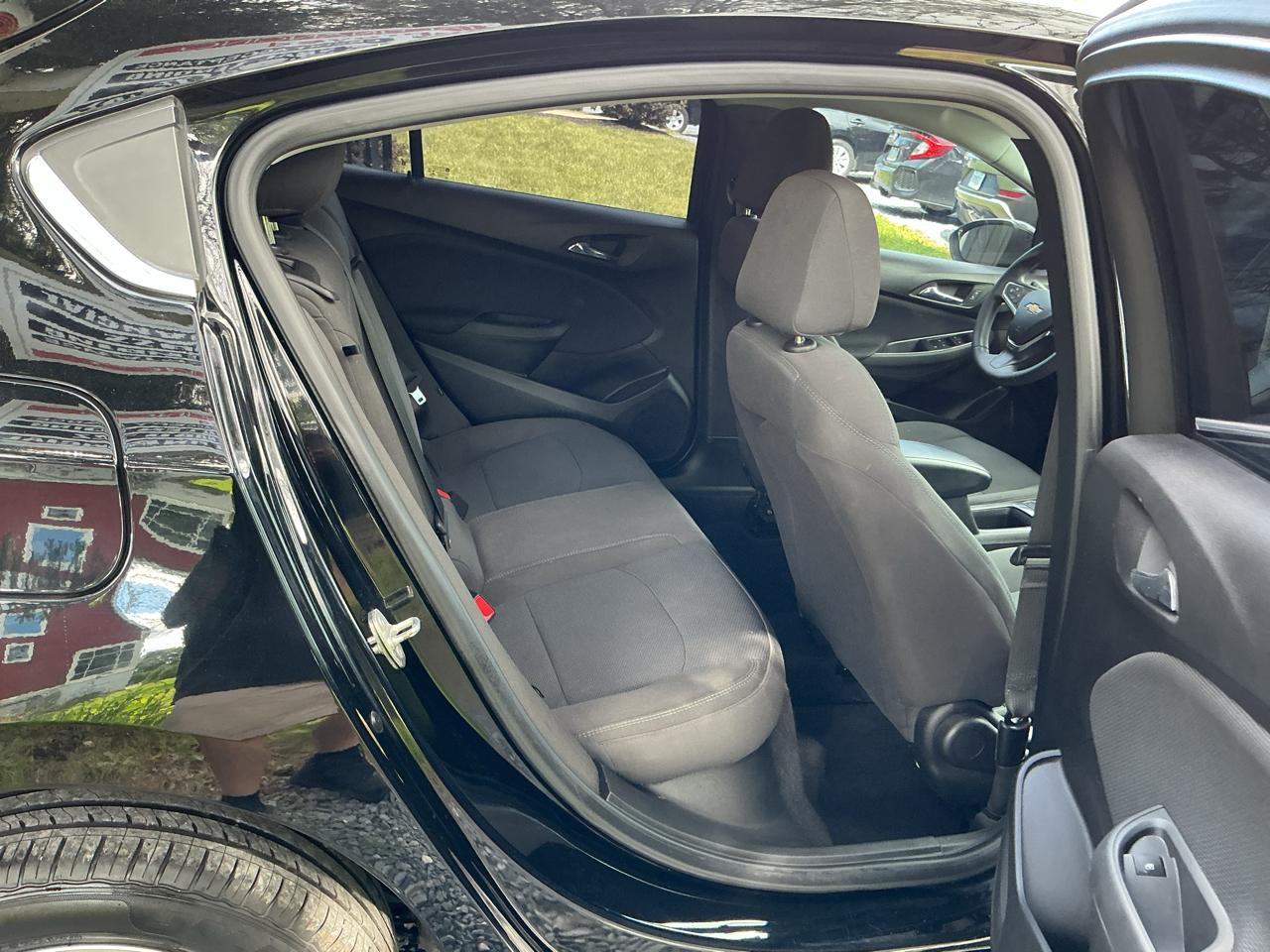 Chevrolet Cruze 4dr HB LT 2019