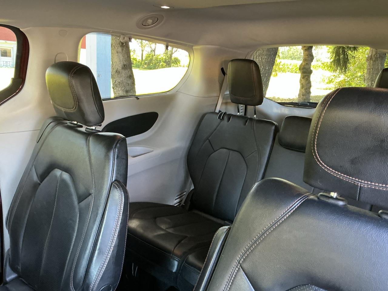 Chrysler Pacifica Touring L FWD 2020