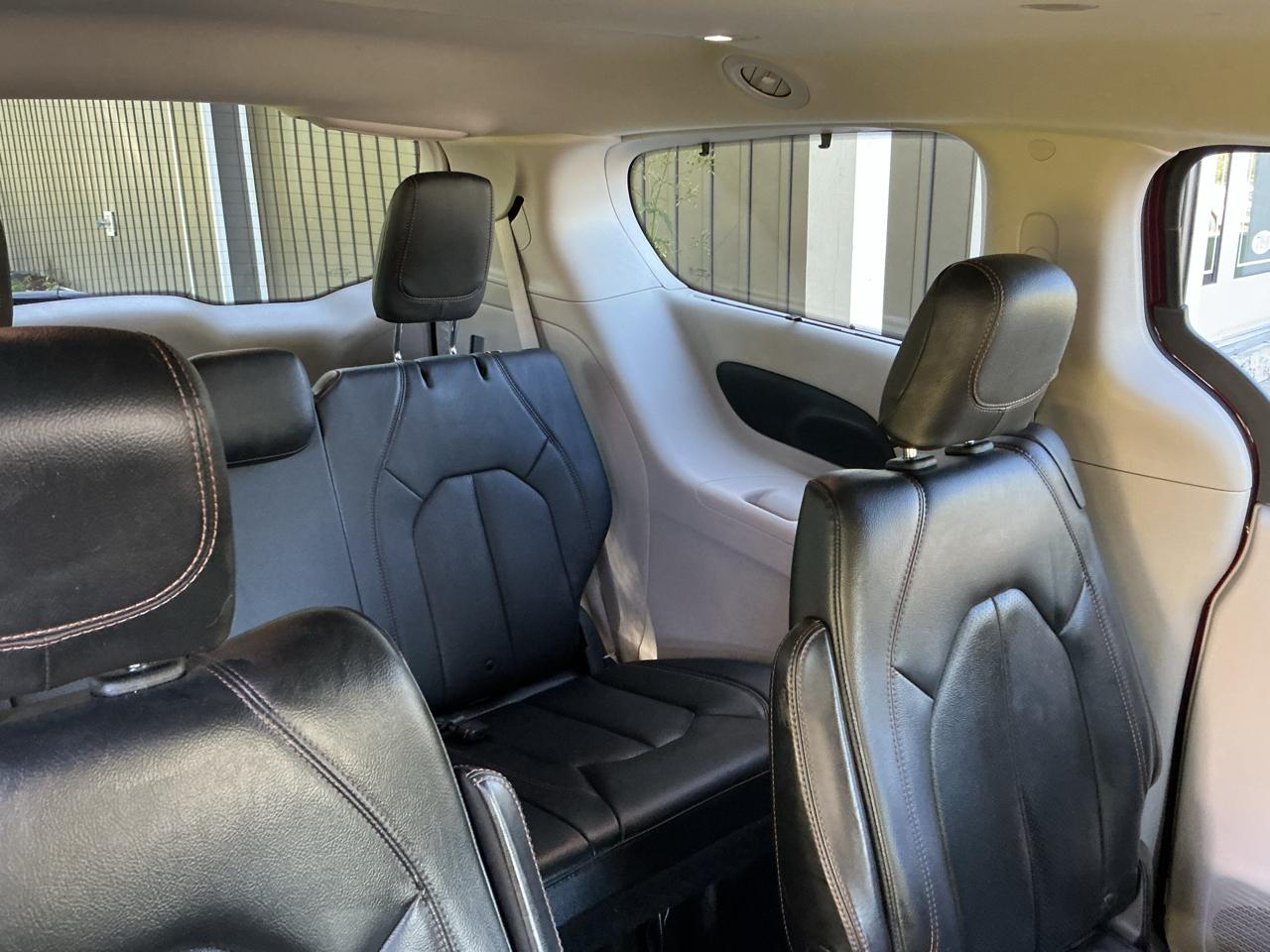Chrysler Pacifica Touring L FWD 2020