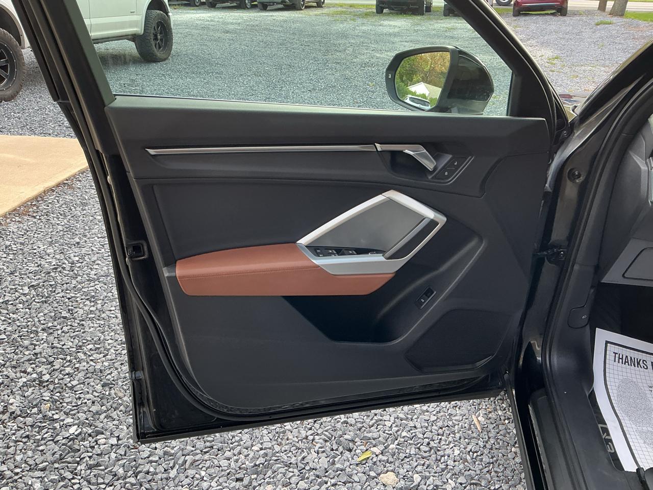 Audi Q3 Premium 45 TFSI quattro 2020
