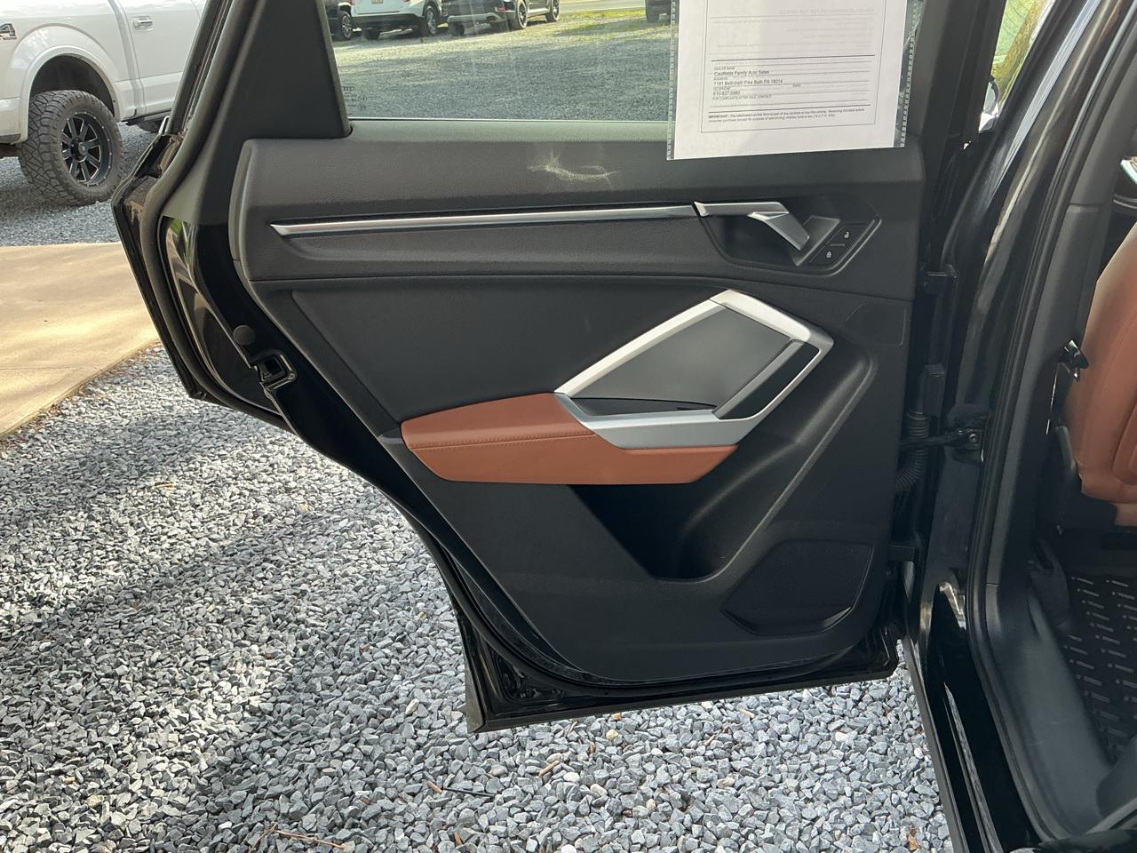 Audi Q3 Premium 45 TFSI quattro 2020