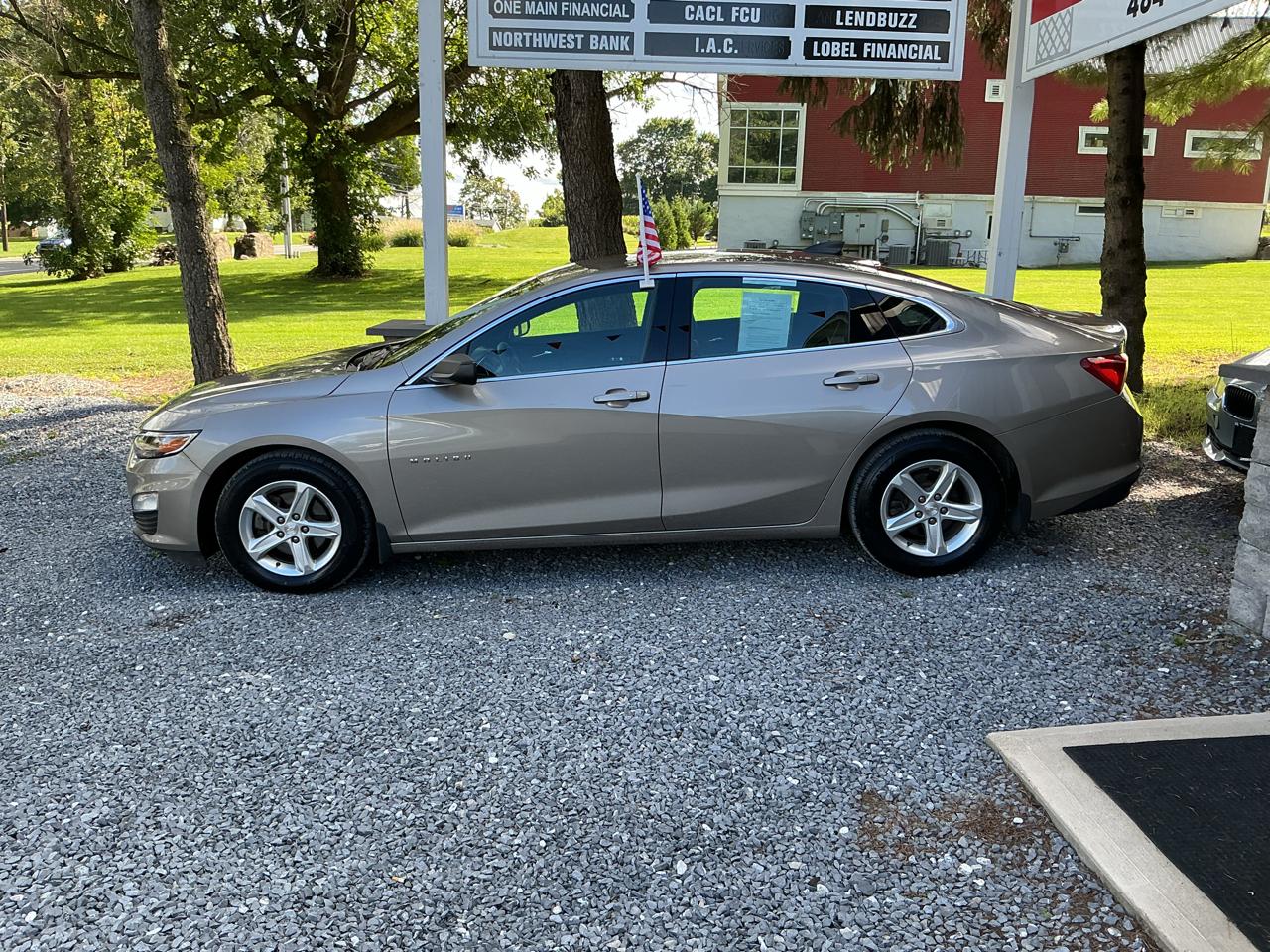 Chevrolet Malibu 4dr Sdn LS w/1LS 2022
