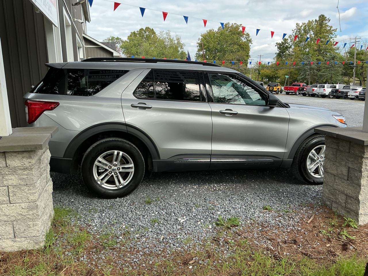 Ford Explorer XLT 4WD 2020