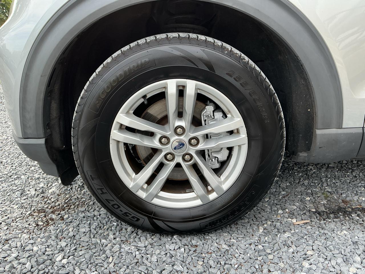 Ford Explorer XLT 4WD 2020