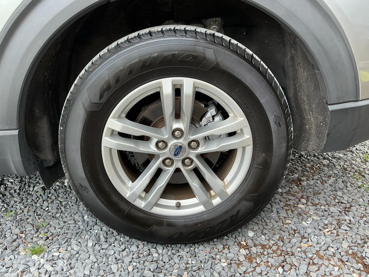 Ford Explorer XLT 4WD 2020