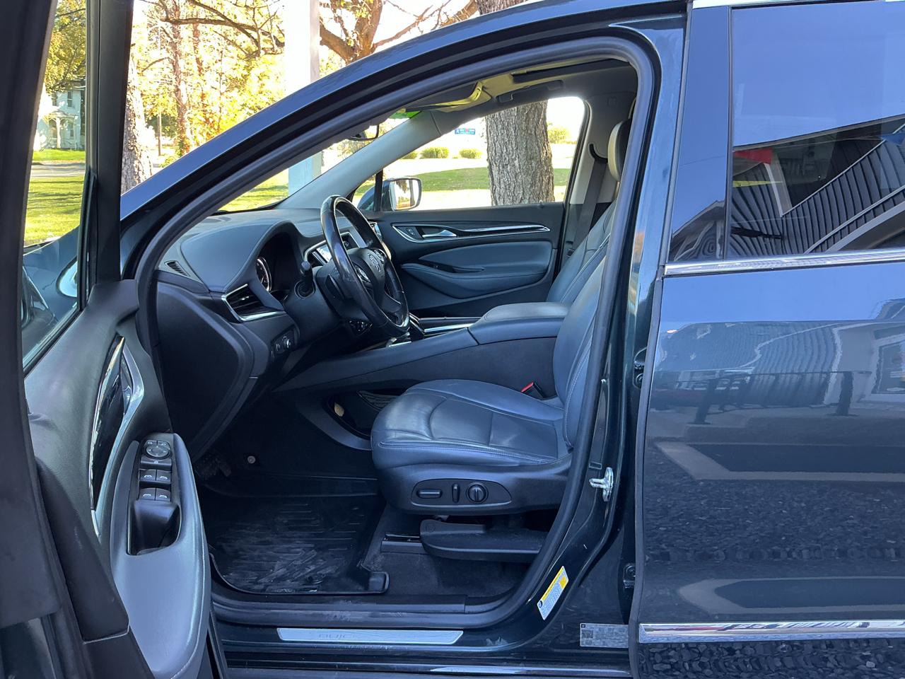 Buick Enclave AWD 4dr Essence 2019