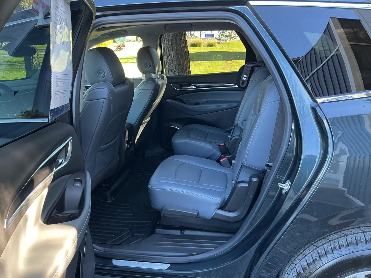 Buick Enclave AWD 4dr Essence 2019