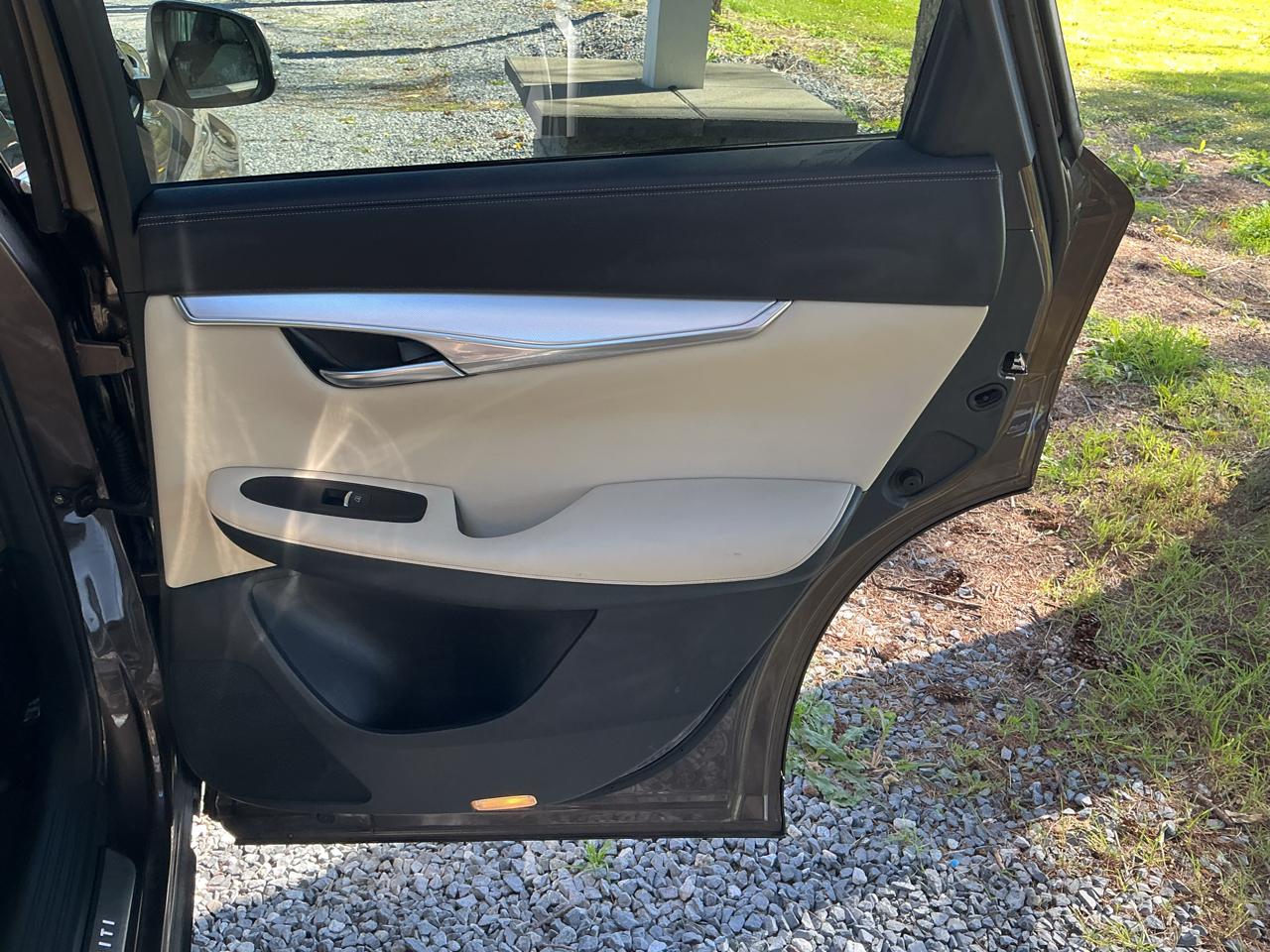 Infiniti QX50 LUXE AWD 2019