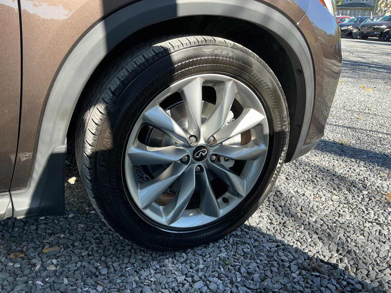 Infiniti QX50 LUXE AWD 2019
