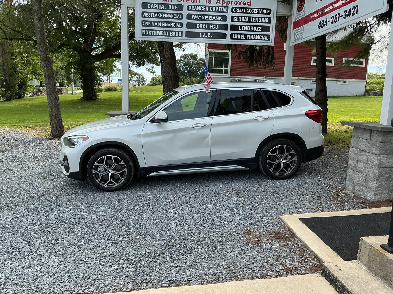 BMW X1 xDrive28i Sports Activity Vehicle 2021