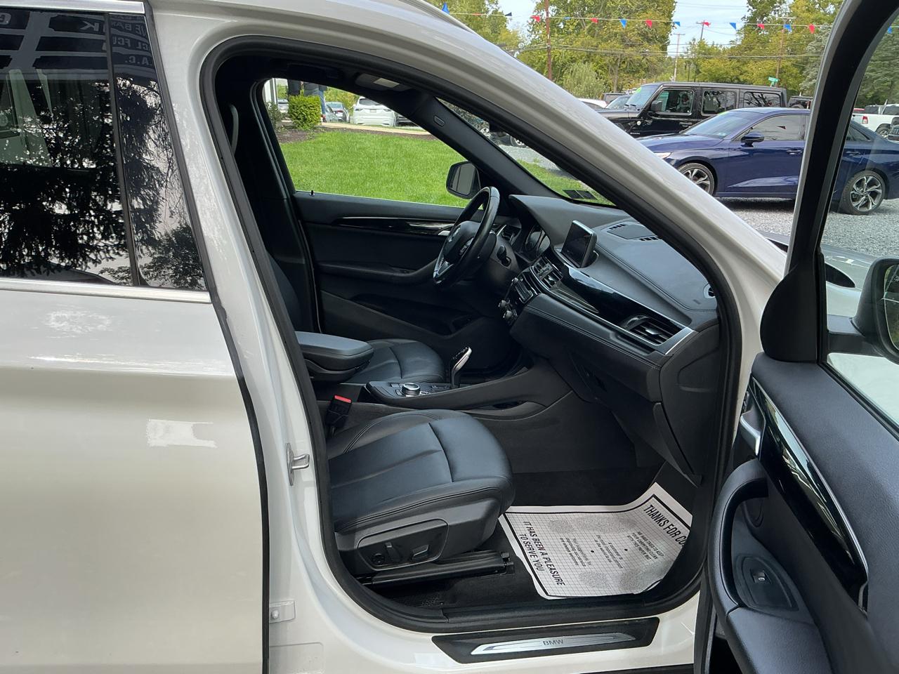 BMW X1 xDrive28i Sports Activity Vehicle 2021
