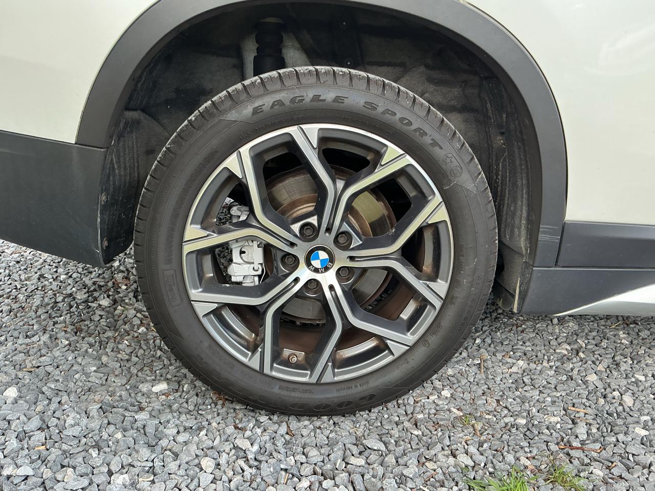 BMW X1 xDrive28i Sports Activity Vehicle 2021