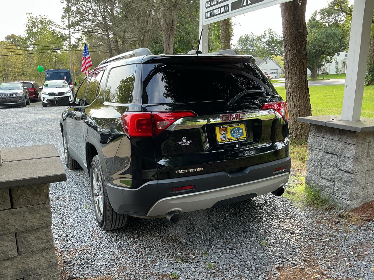 GMC Acadia FWD 4dr SLE w/SLE-2 2019
