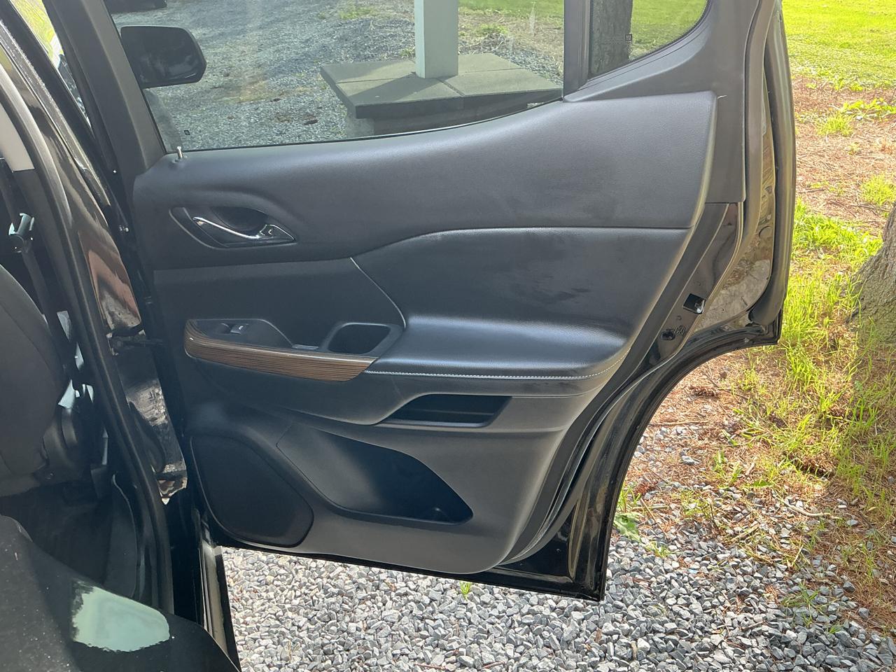 GMC Acadia FWD 4dr SLE w/SLE-2 2019