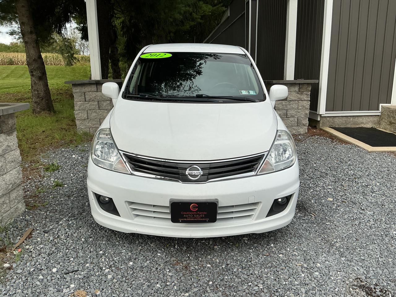 Nissan Versa 5dr HB CVT 1.8 SL 2012