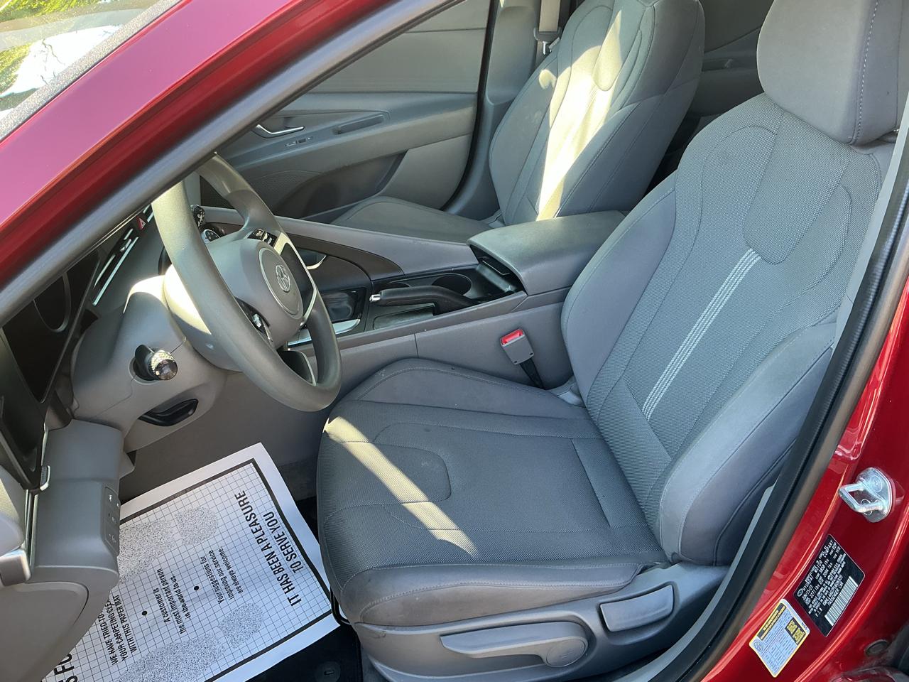Hyundai Elantra SE IVT 2023