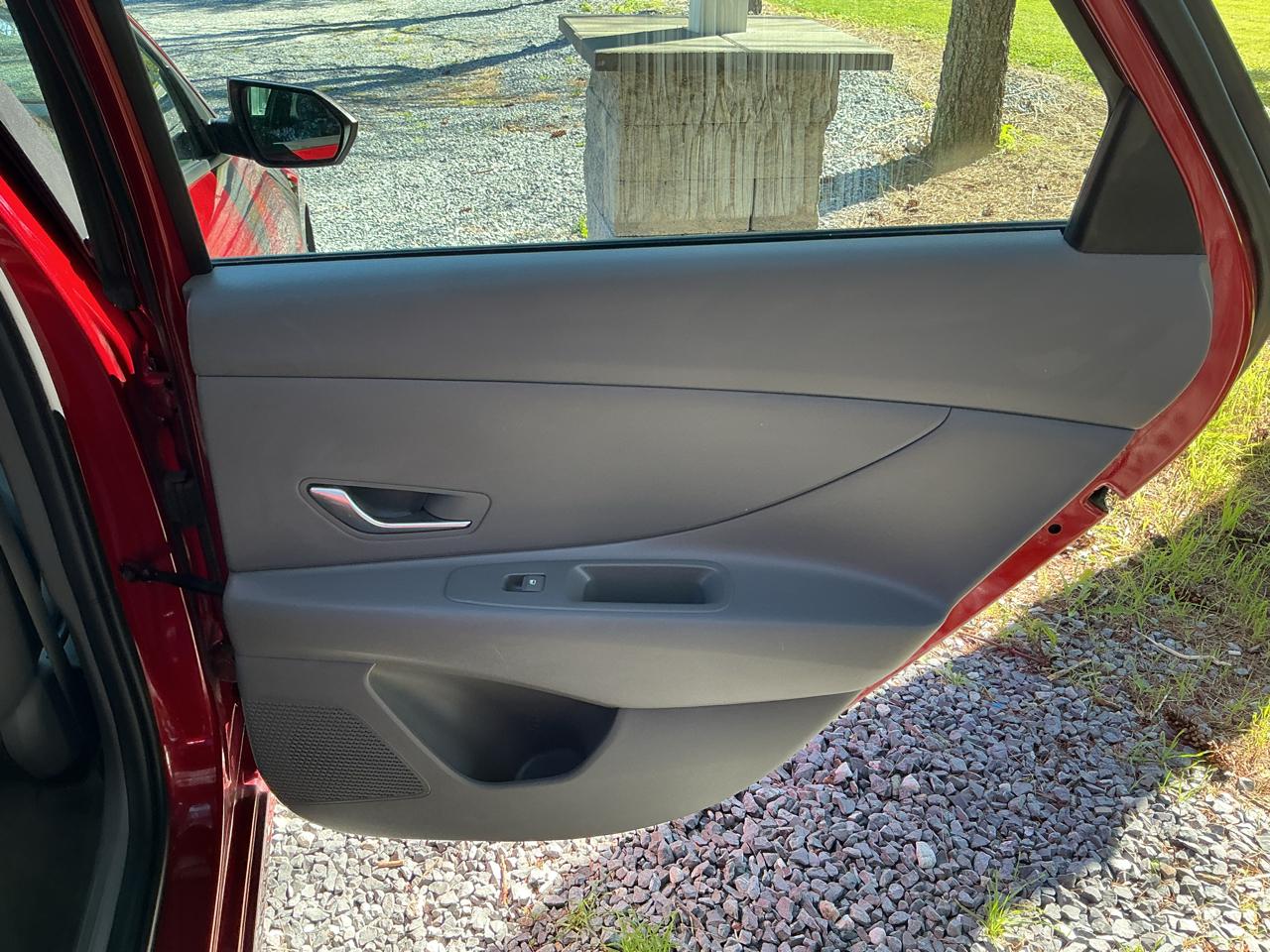 Hyundai Elantra SE IVT 2023