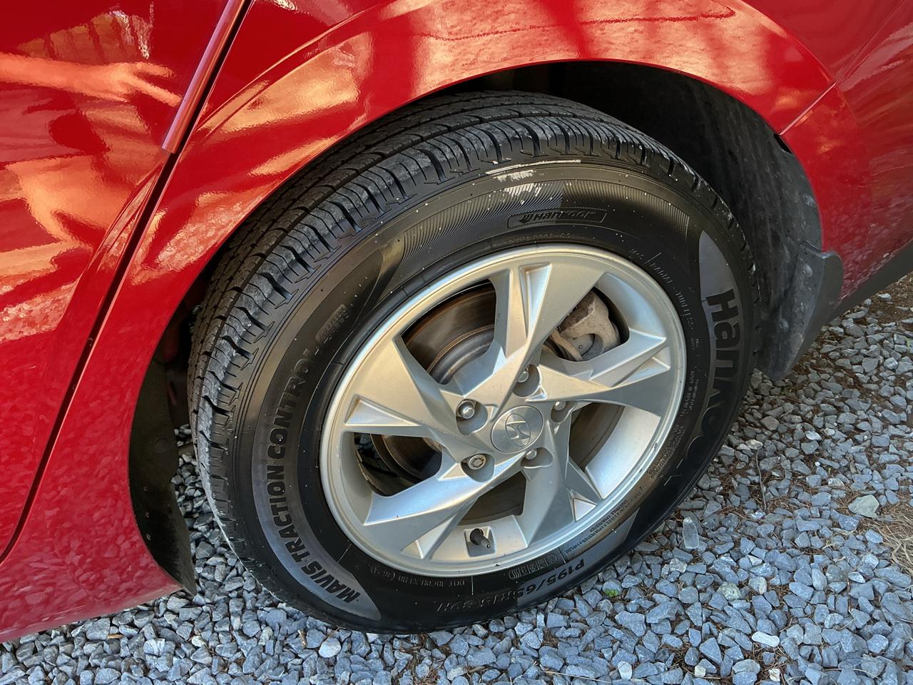 Hyundai Elantra SE IVT 2023