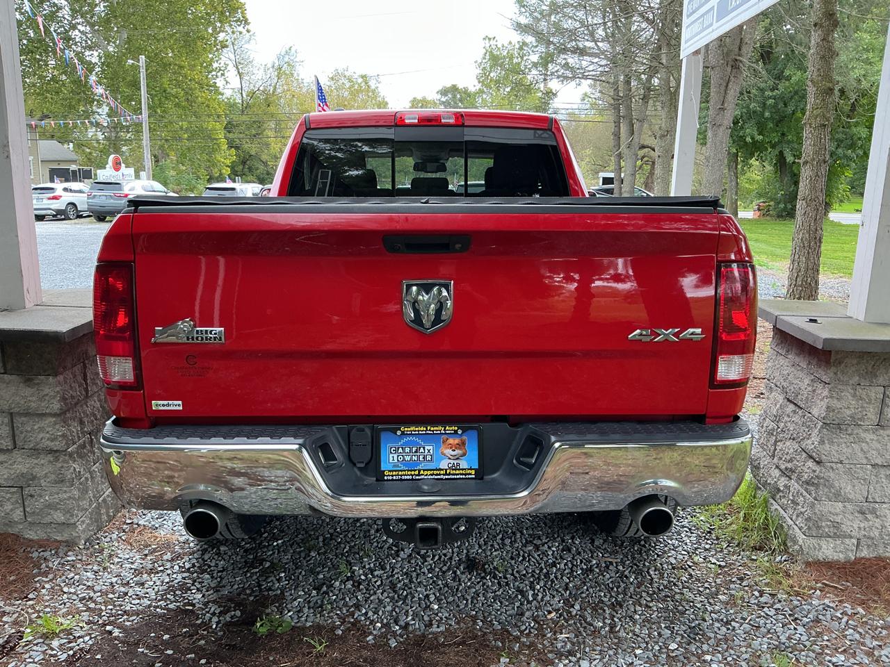 RAM 1500 4WD Quad Cab 140.5" Big Horn 2017