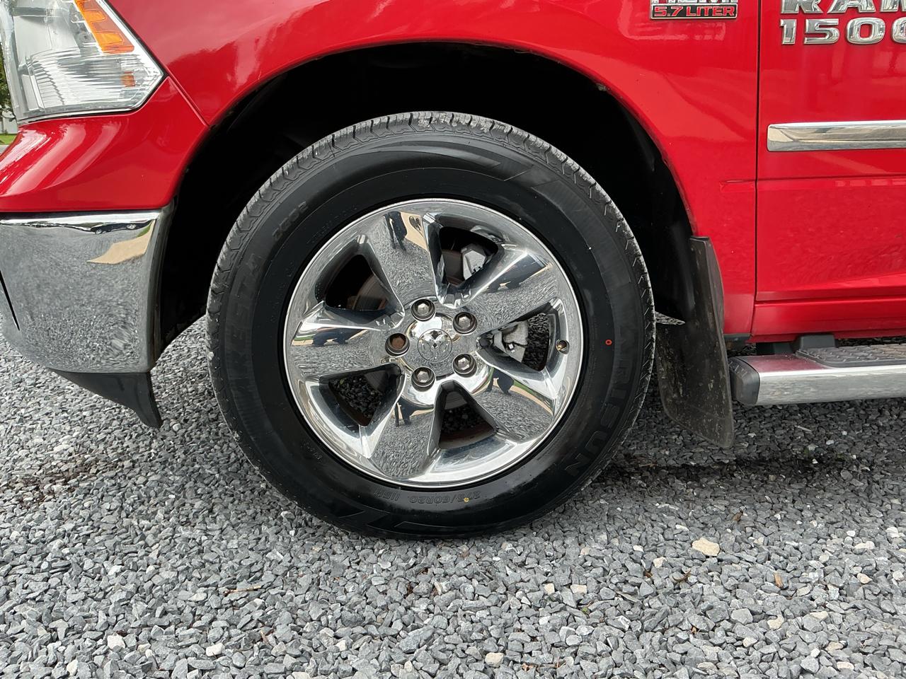 RAM 1500 4WD Quad Cab 140.5" Big Horn 2017