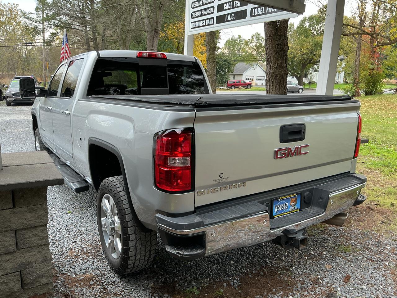 GMC Sierra 2500HD 4WD Crew Cab 153.7" SLT 2017