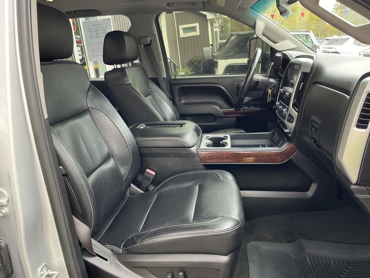 GMC Sierra 2500HD 4WD Crew Cab 153.7" SLT 2017