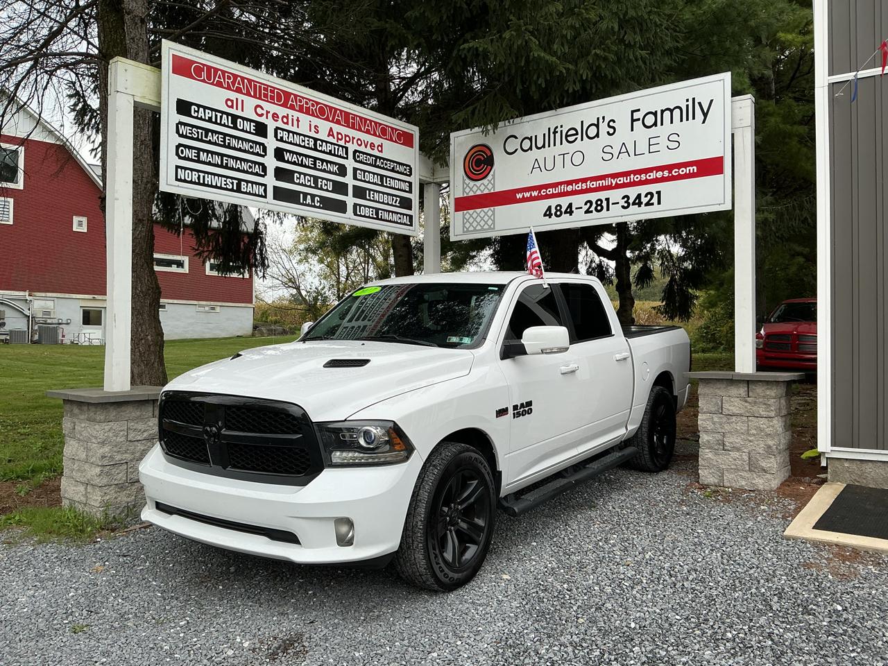 2017 RAM 1500 Night 4x2 Crew Cab 5'7" Box