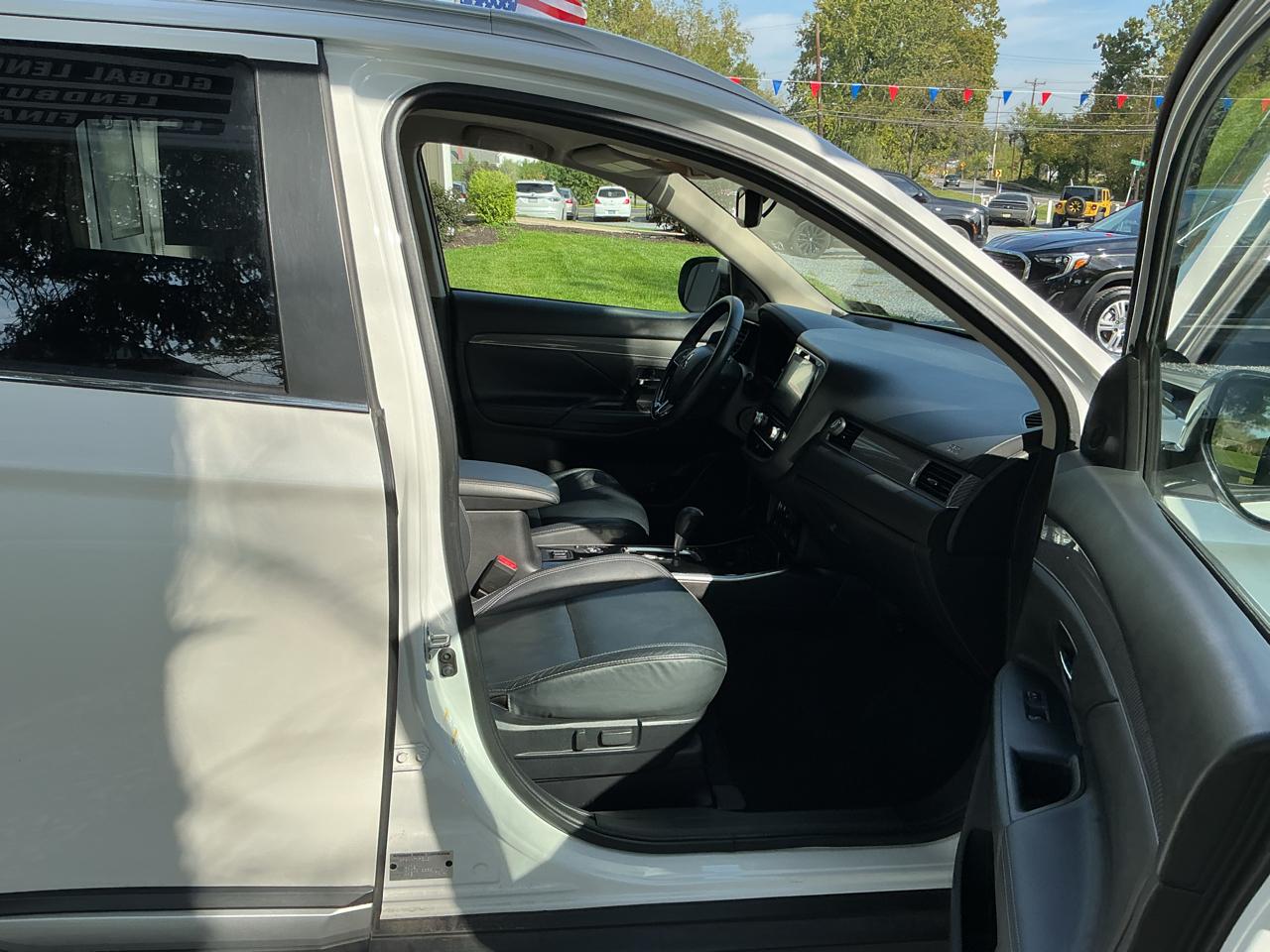 Mitsubishi Outlander SEL S-AWC 2020