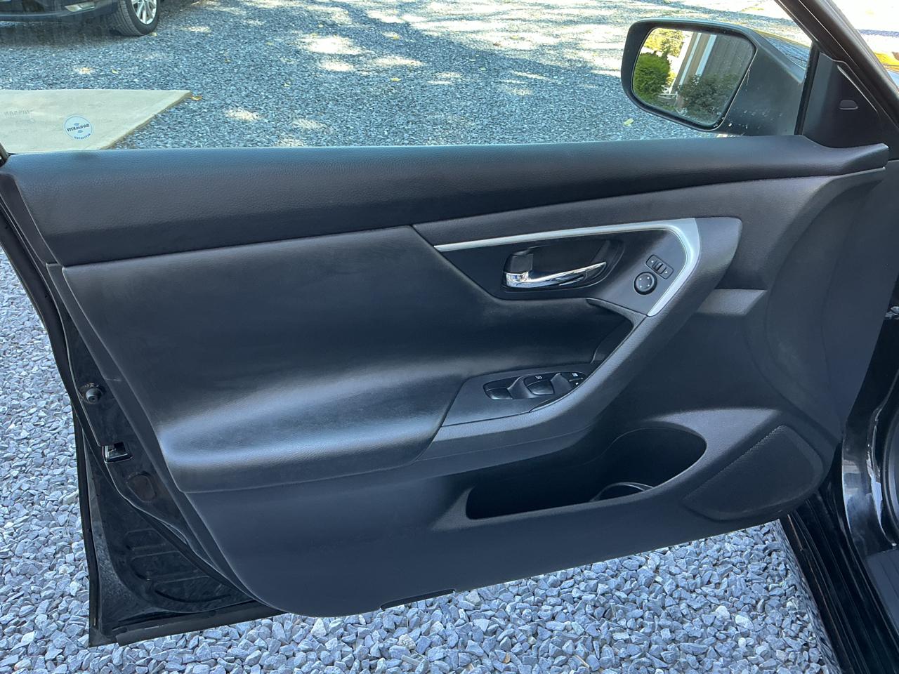 Nissan Altima 2.5 SV Sedan 2018