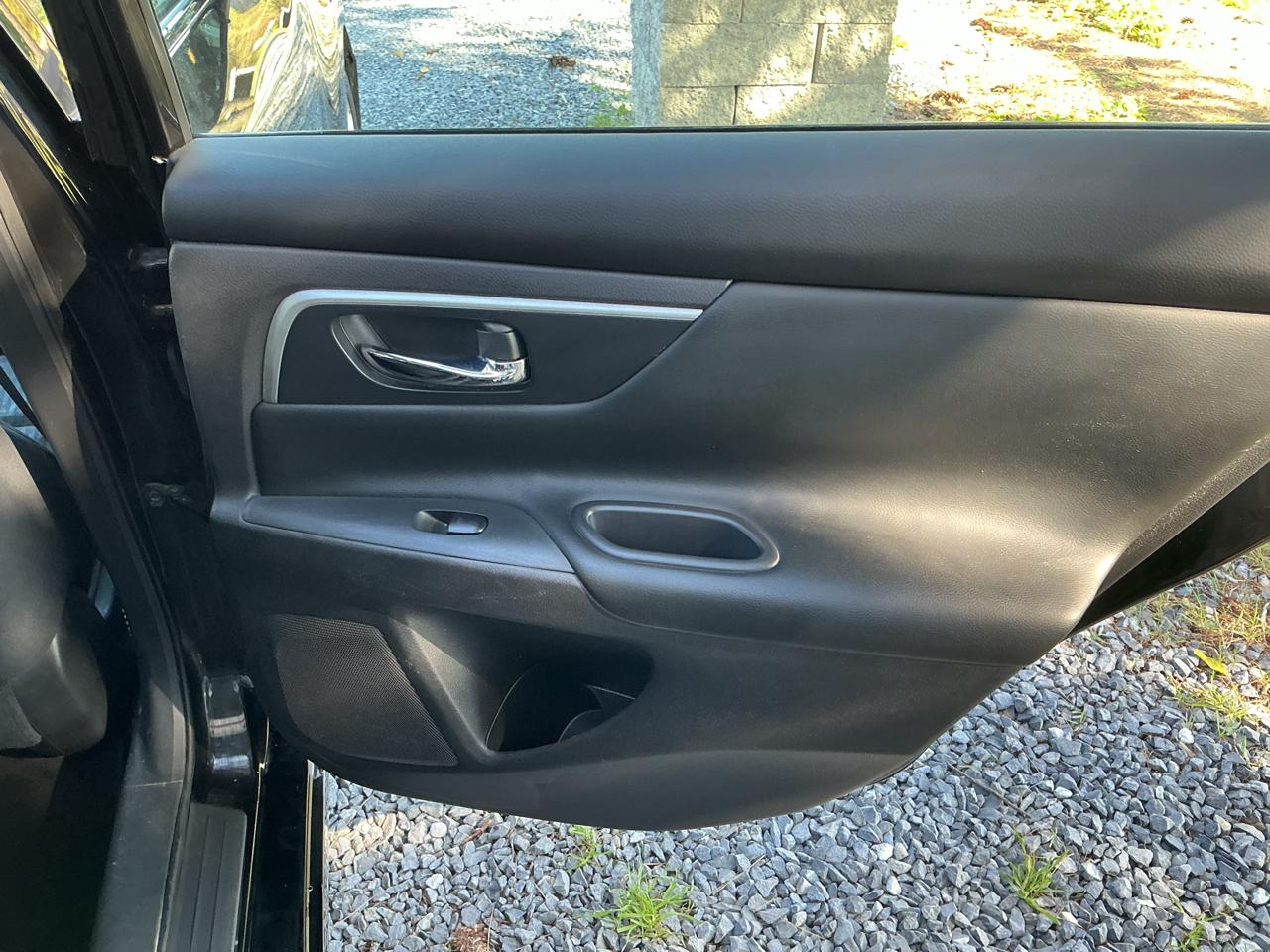 Nissan Altima 2.5 SV Sedan 2018