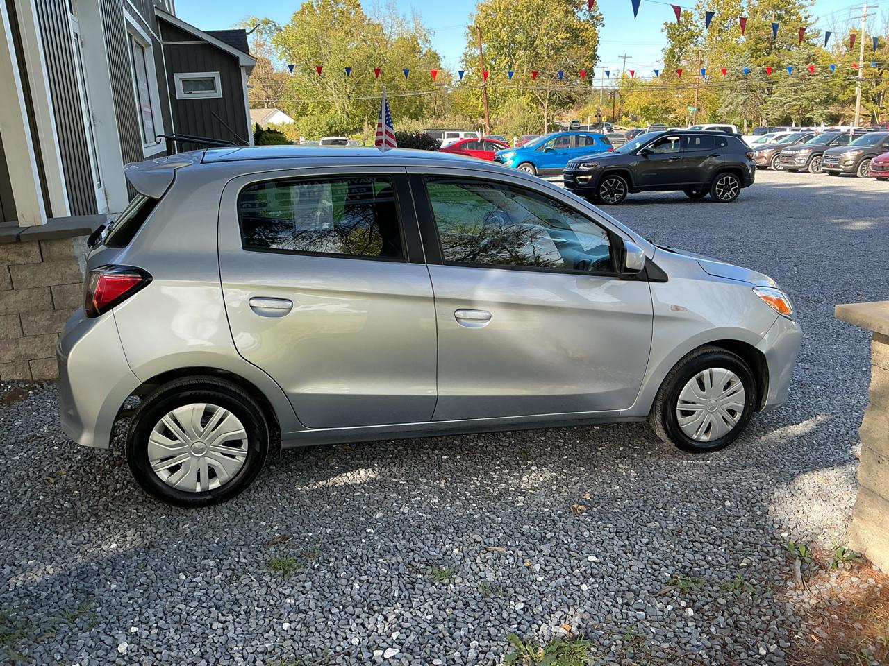Mitsubishi Mirage ES CVT 2024