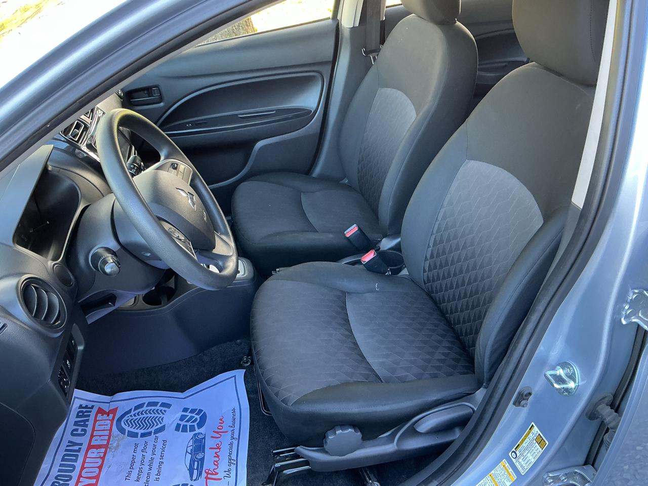Mitsubishi Mirage ES CVT 2024