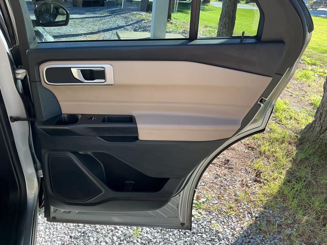Ford Explorer XLT 4WD 2020