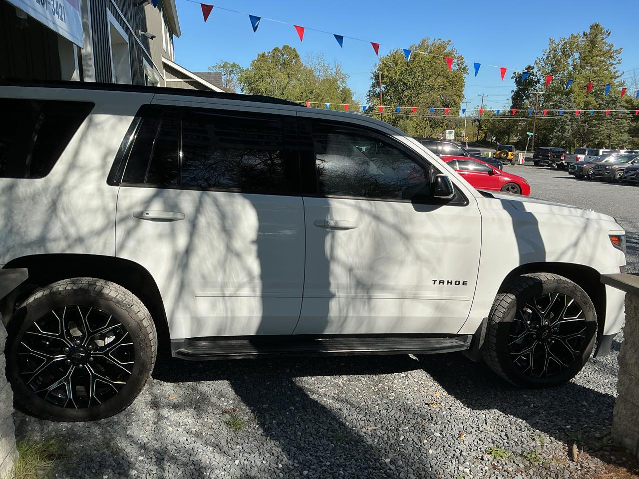 Chevrolet Tahoe 4WD 4dr Premier 2019