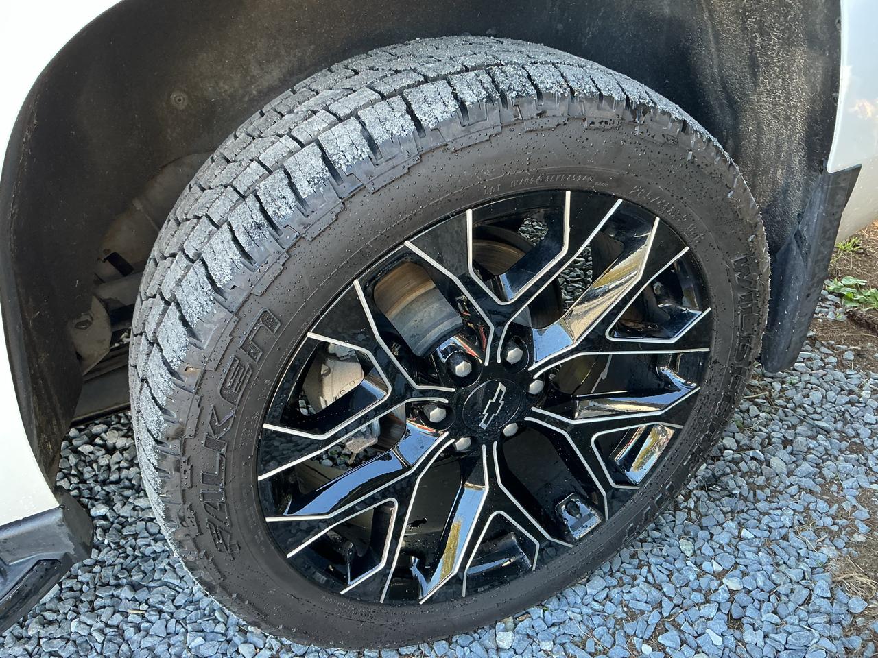 Chevrolet Tahoe 4WD 4dr Premier 2019