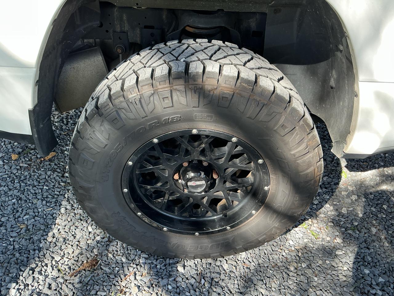RAM 1500 Big Horn 4x4 Crew Cab 5'7" Box 2020