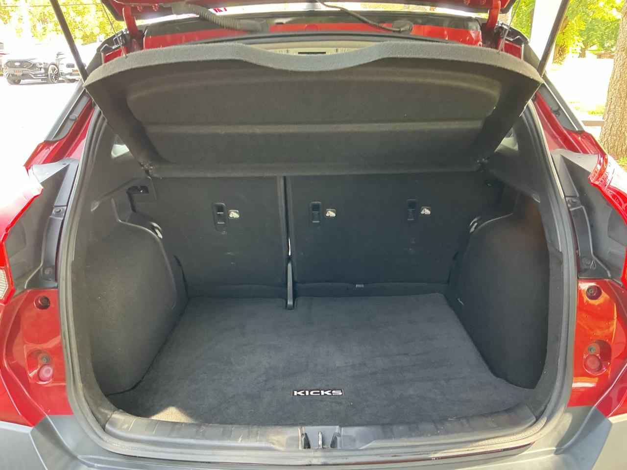 Nissan Kicks SV FWD 2018