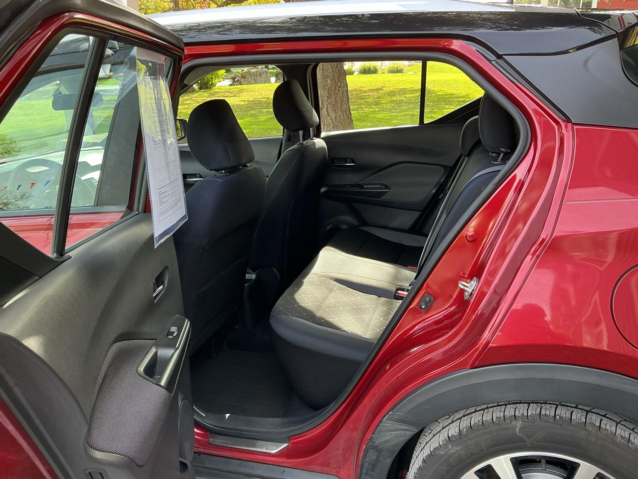 Nissan Kicks SV FWD 2018