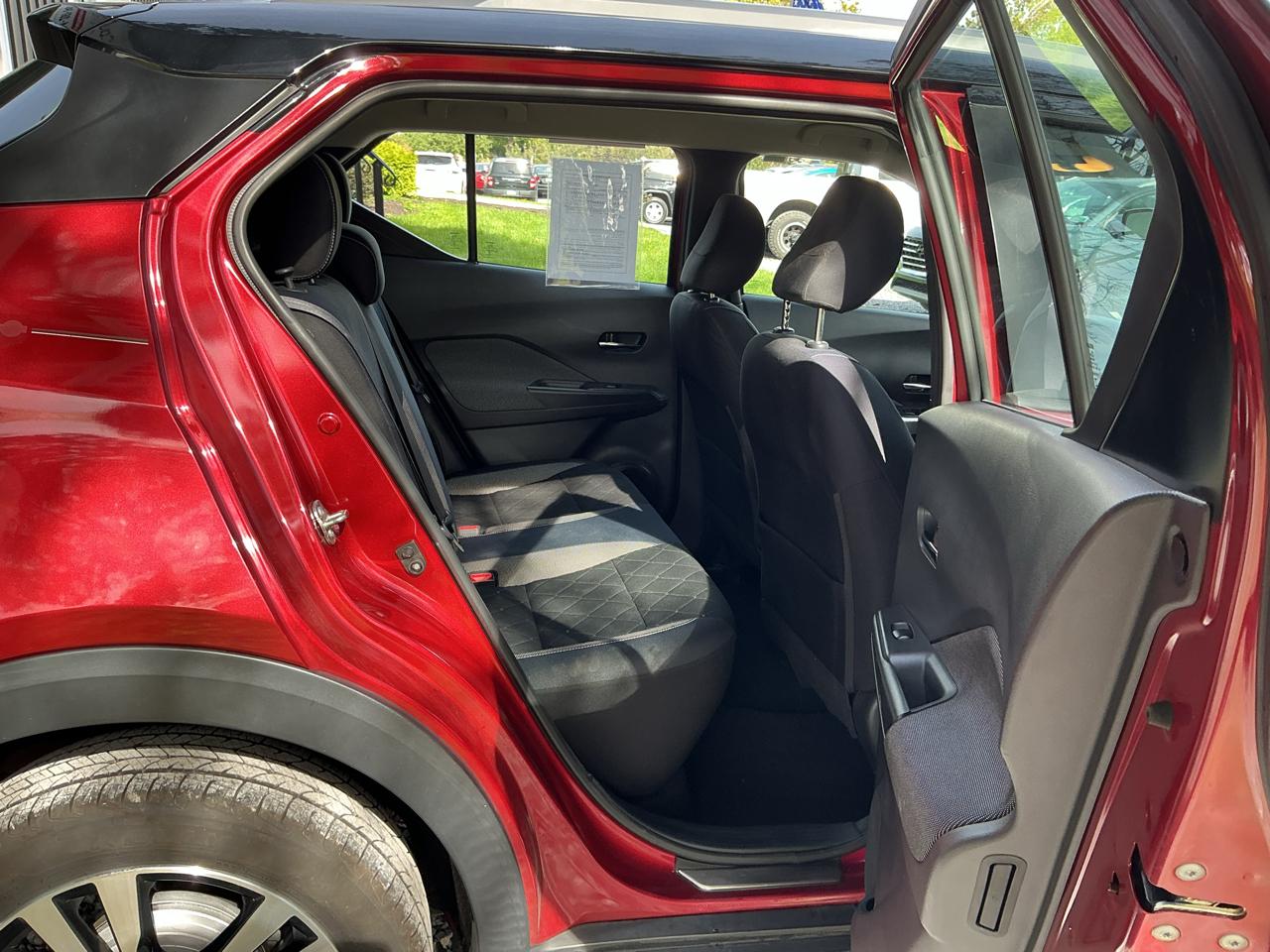 Nissan Kicks SV FWD 2018