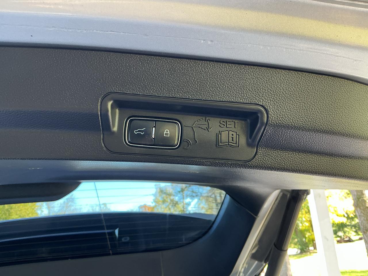 Ford Explorer Limited 4WD 2020