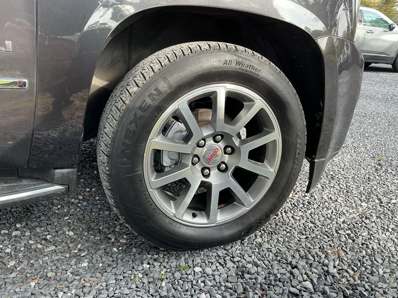 GMC Yukon 4WD 4dr Denali 2017