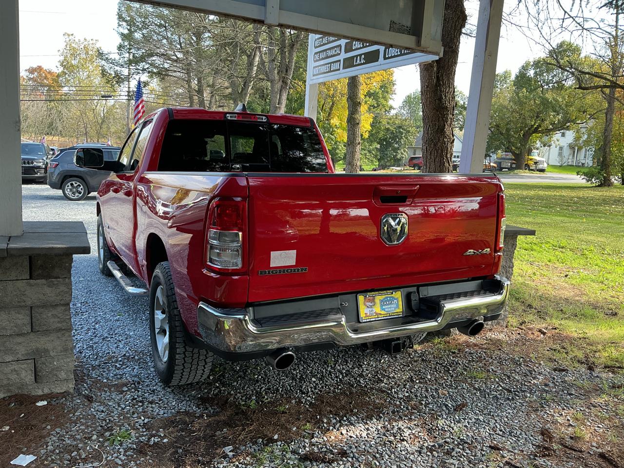 RAM 1500 Big Horn 4x4 Quad Cab 6'4" Box 2022